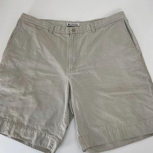 Columbia Men's Shorts Utility Pocket Khaki Size 42